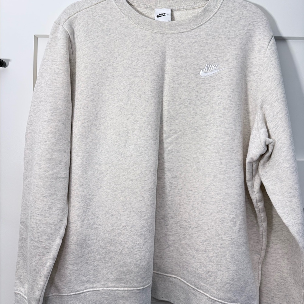 Women’s Nike Light Gray Sweatshirt